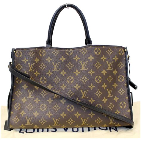 louis vuitton purse usa|louis vuitton discontinued shoulder bag.